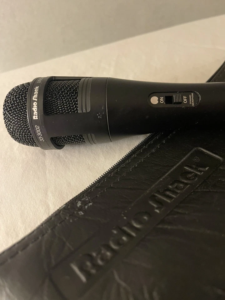 Radio Shack 33-3002 Micrófono Dinámico Unidireccional con Bolsa Foto 3 de 3