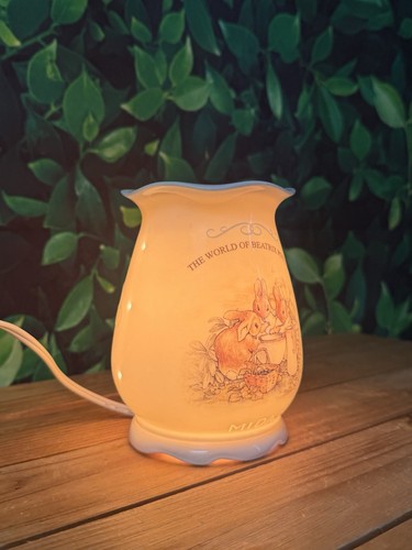 RARE Beatrix Potter Ceramic Wax Warmer Lamp - MIDAS Peter Rabbit Scene - Picture 13 of 17