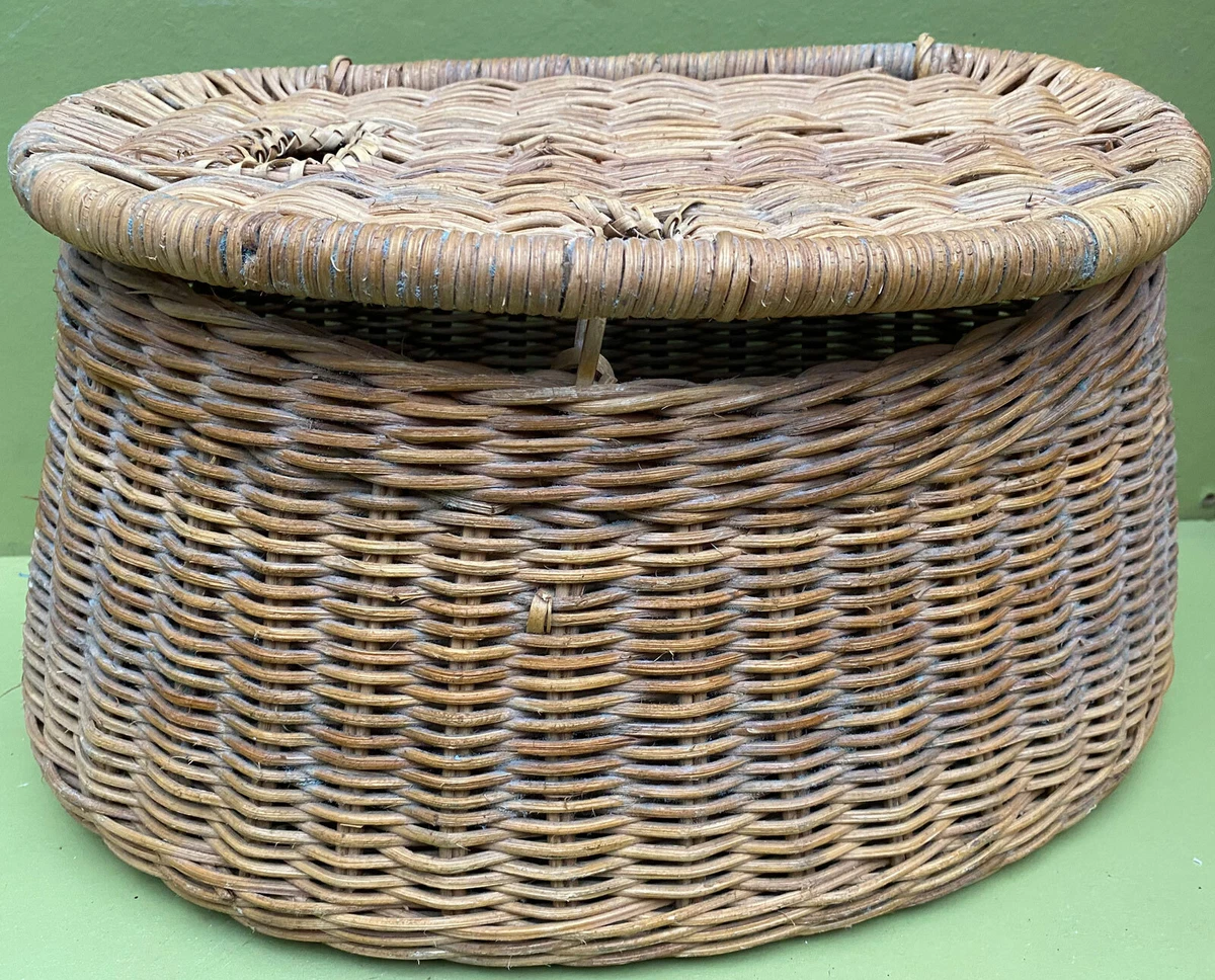 Panier vintage en osier tressé à la main avec couvercle, Italie 1950 | €350