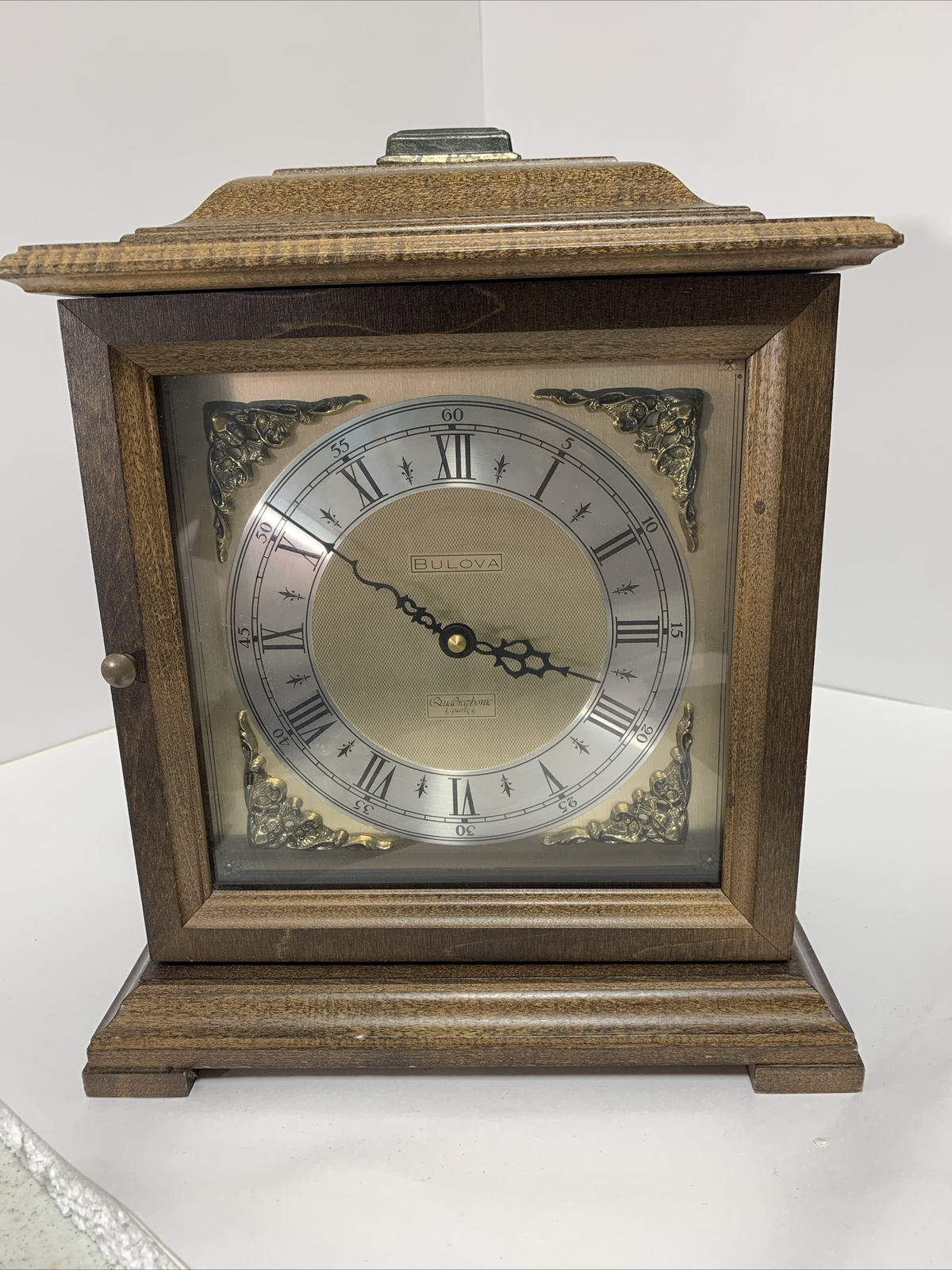 Bulova Quadraphonic Mantel Clock Multiple Chime Strike Night Mode Walnut Vintage