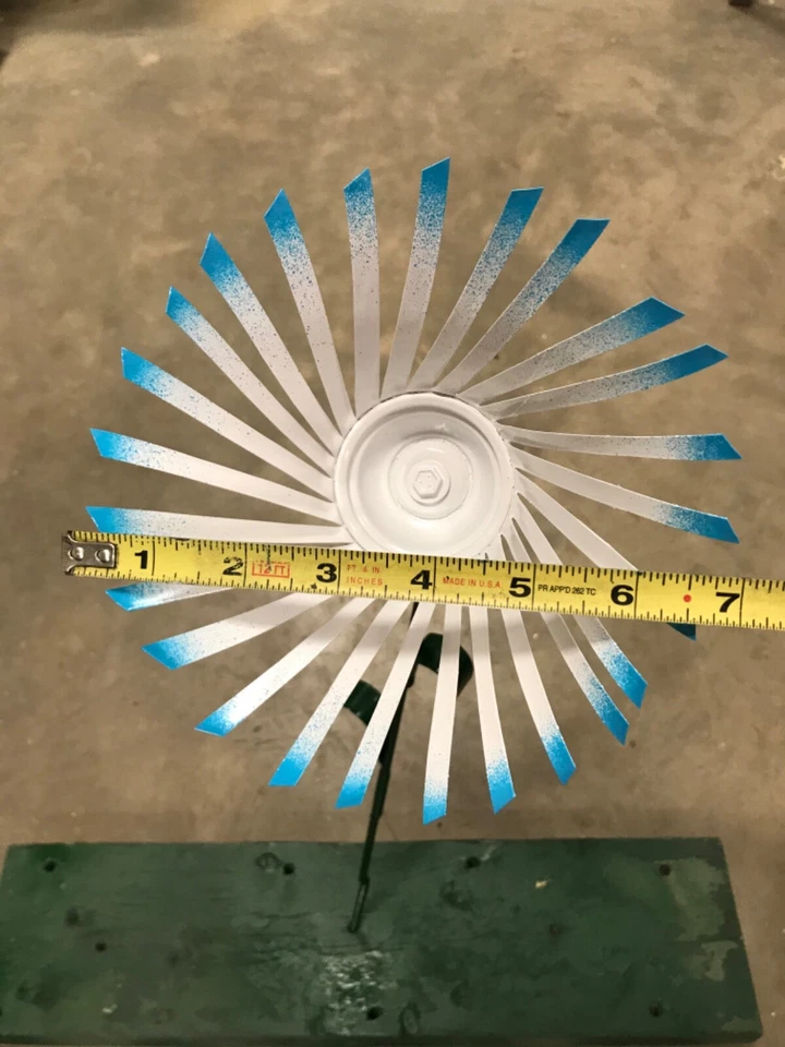 All metal white/blue flower home garden stake yard art lawn ornament 22" tall - Image 2 of 3