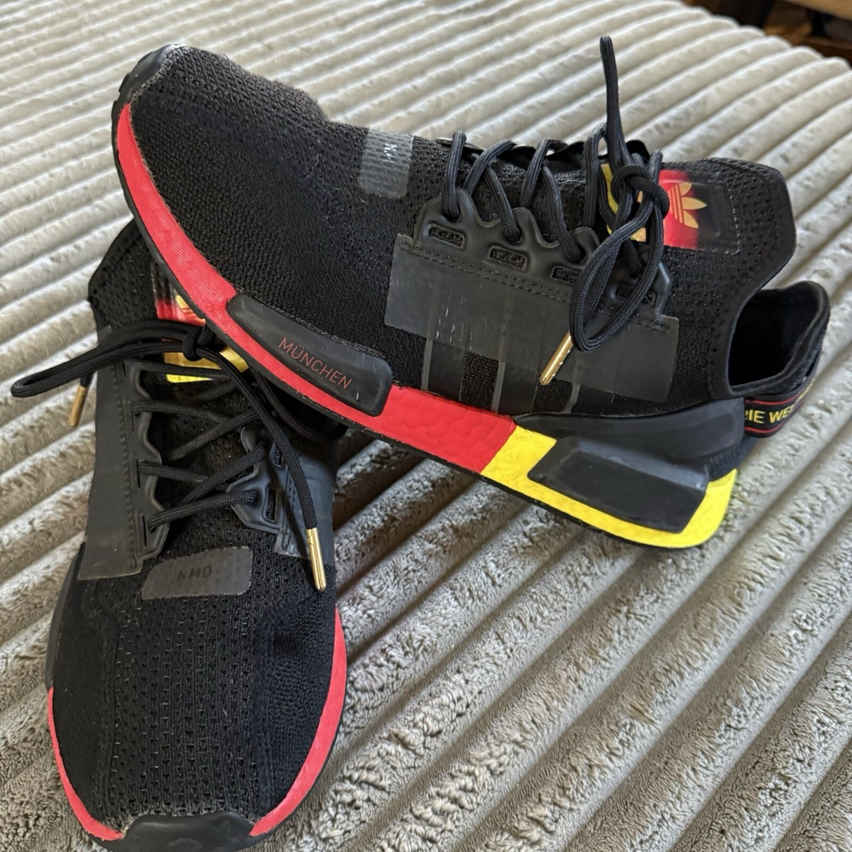 Adidas Sneakers Germany Munich Mens US NMD_R1 V2 United Black, Red,  Yellow
