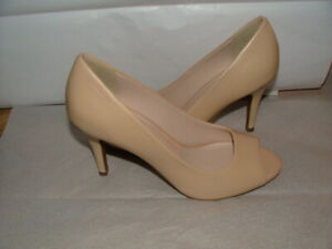 NEW WOB COLE HAAN OPEN TOE HEEL SIZE 6 B LEATHER NUDE 