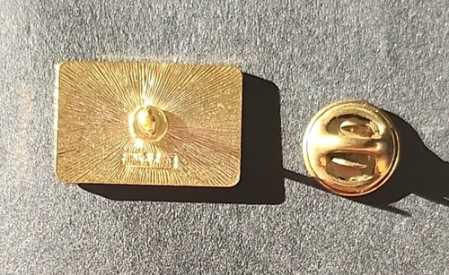 McDonald’s Pin Founder’s Day 1987 White Red & Gold Metal Pin - Picture 2 of 2