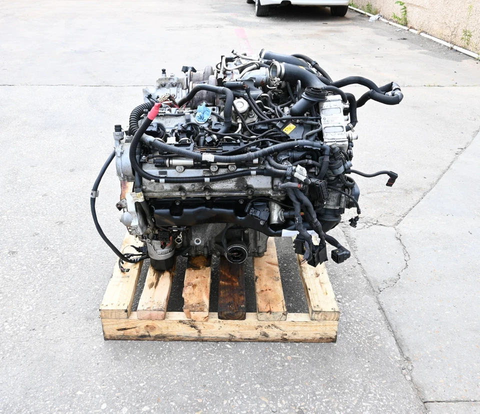 Conjunto de motor N63n motor V8 4.4 OEM BMW F01 F06 F10 N63B44B 13-16 ¡Garantizado! Foto 4 de 4