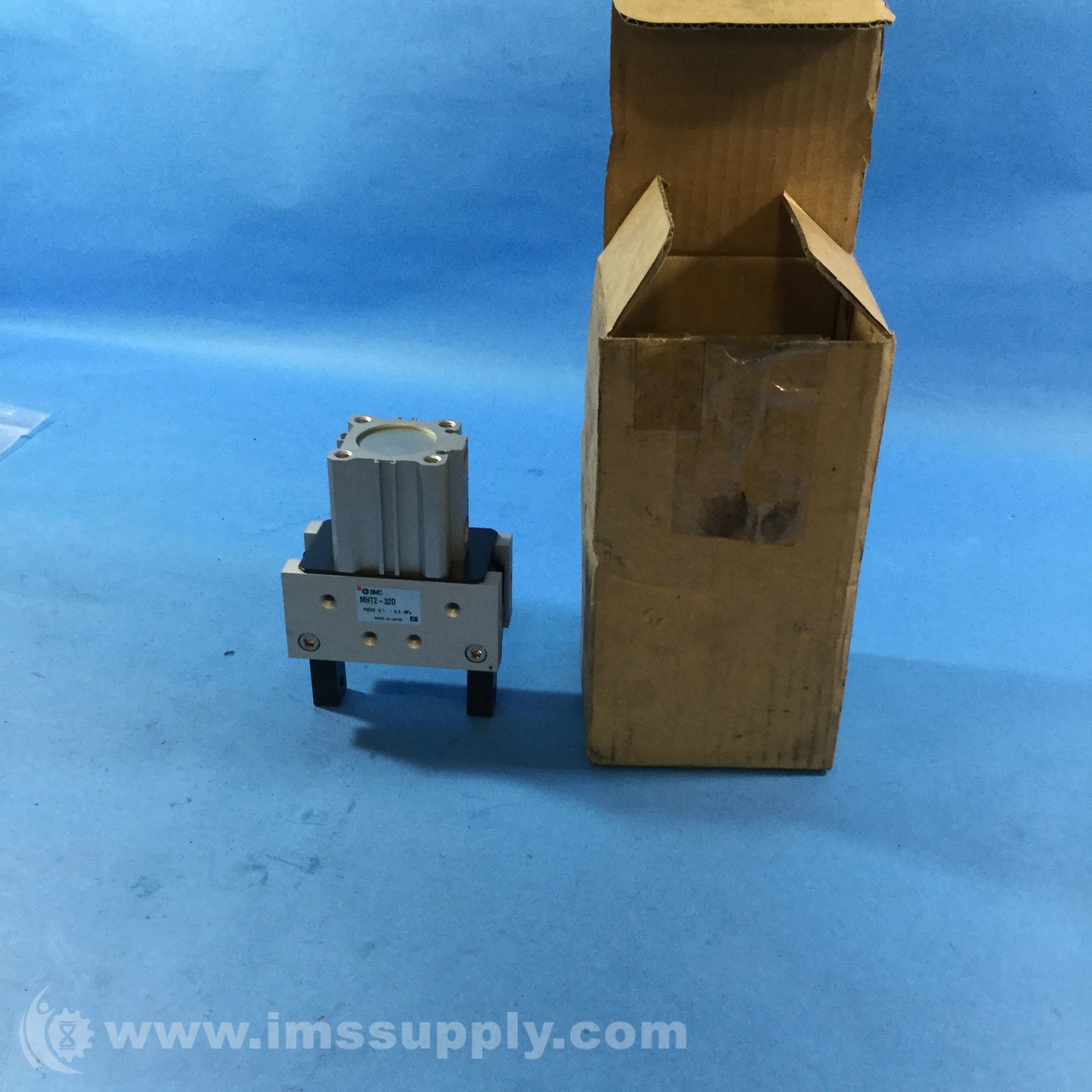 SMC MHT2-32D Toggle Gripper FNOB