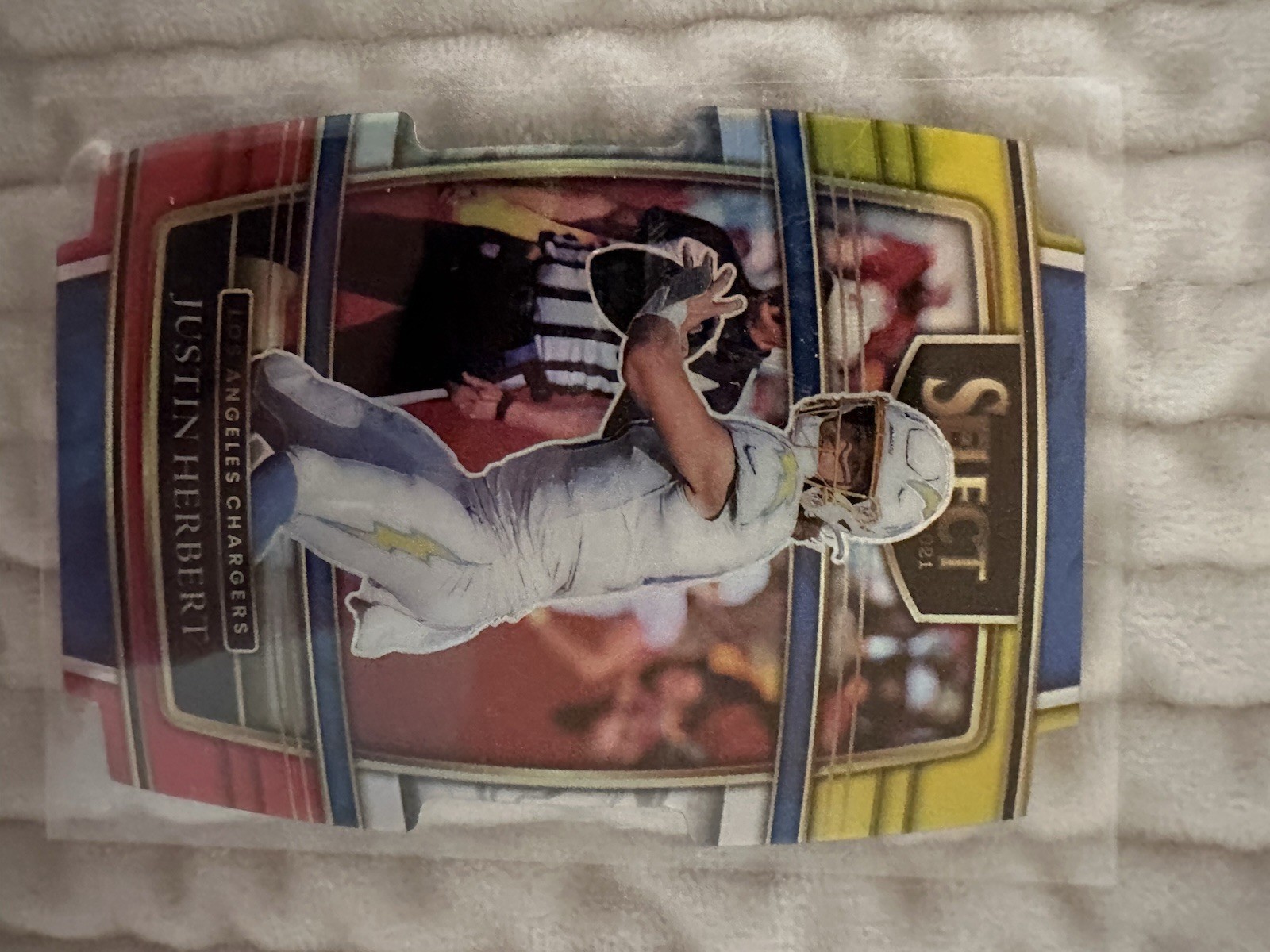 2021 Panini Select - Concourse Justin Herbert #19 Red & Blue Prizm Die-Cut