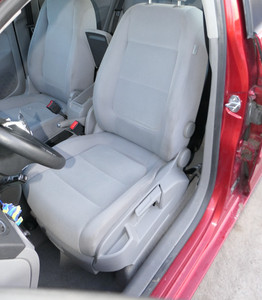 VW Golf Plus 5M Golf 6 1K 5K Kombi Sitz vorne links Fahrersitz  Tisch GRAU