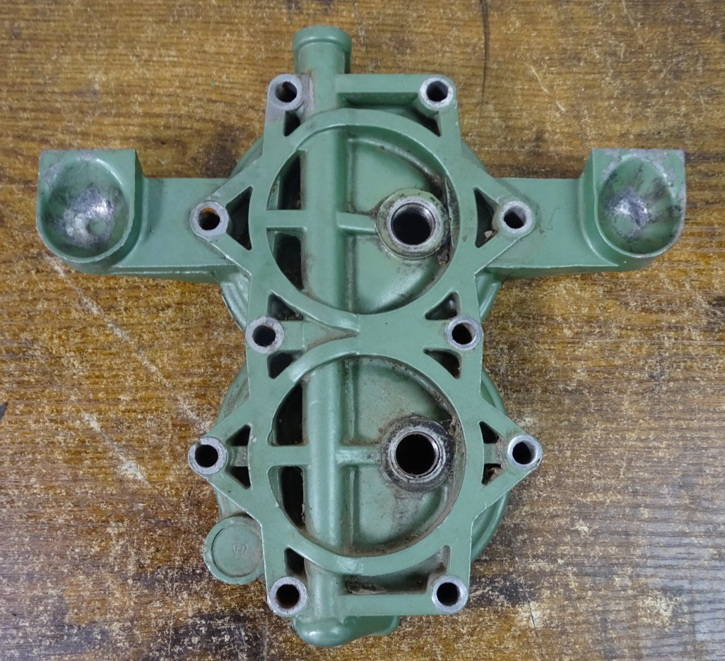 USED OMC  Johnson seahorse  Cylinder Head Masthead 203772 1950's 10 HP