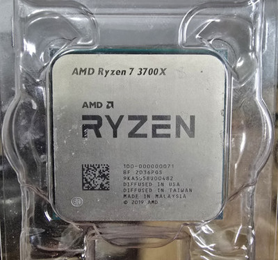 AMD Ryzen 7 3700X 8-Core 16-Thread Processor CPU with Wraith Prism LED Cooler