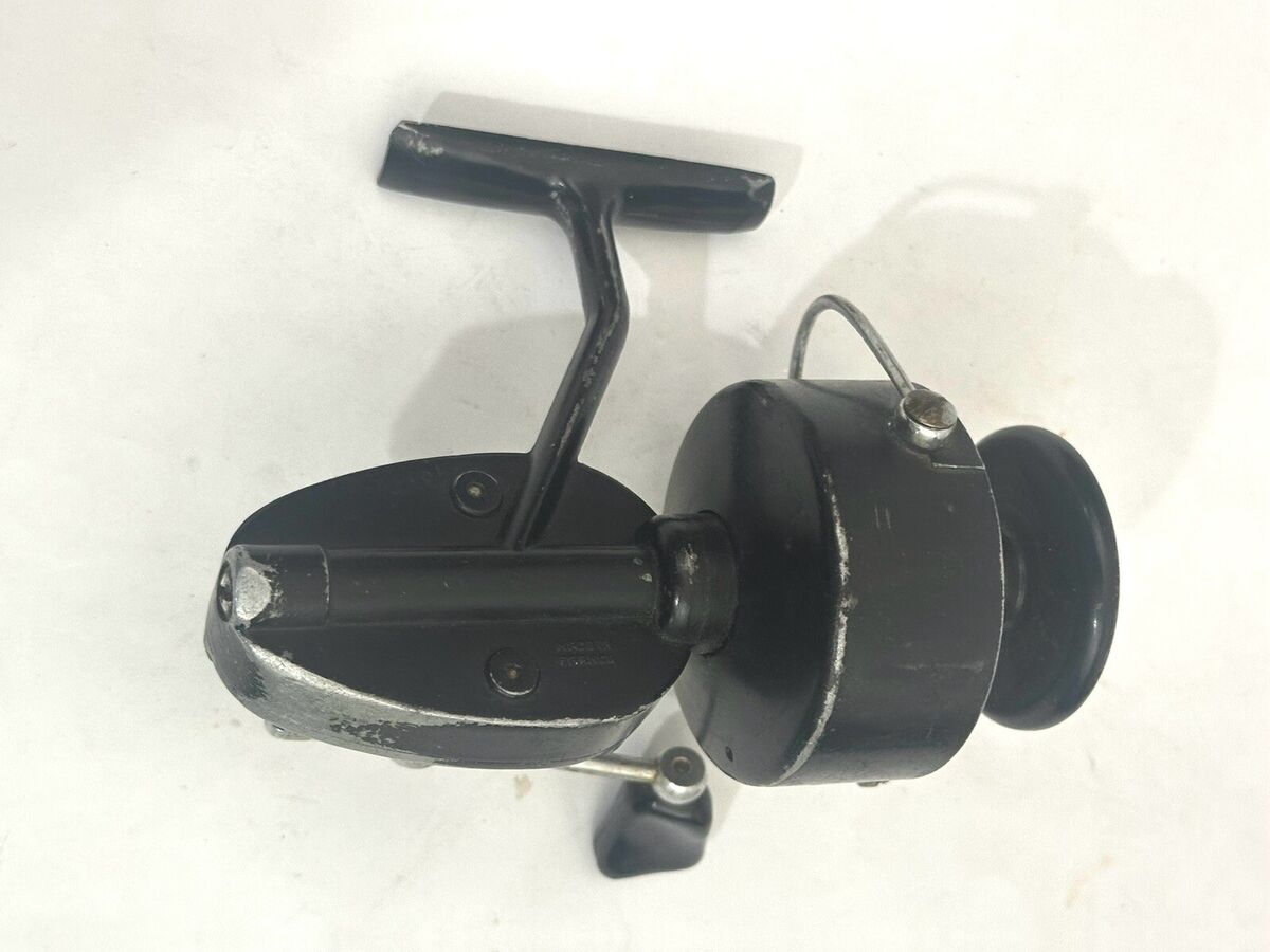 Vintage Mitchell 300 Spinning Fishing Reel made in France Vintage Mitchell 300 Spinning Fishing Reel made in France