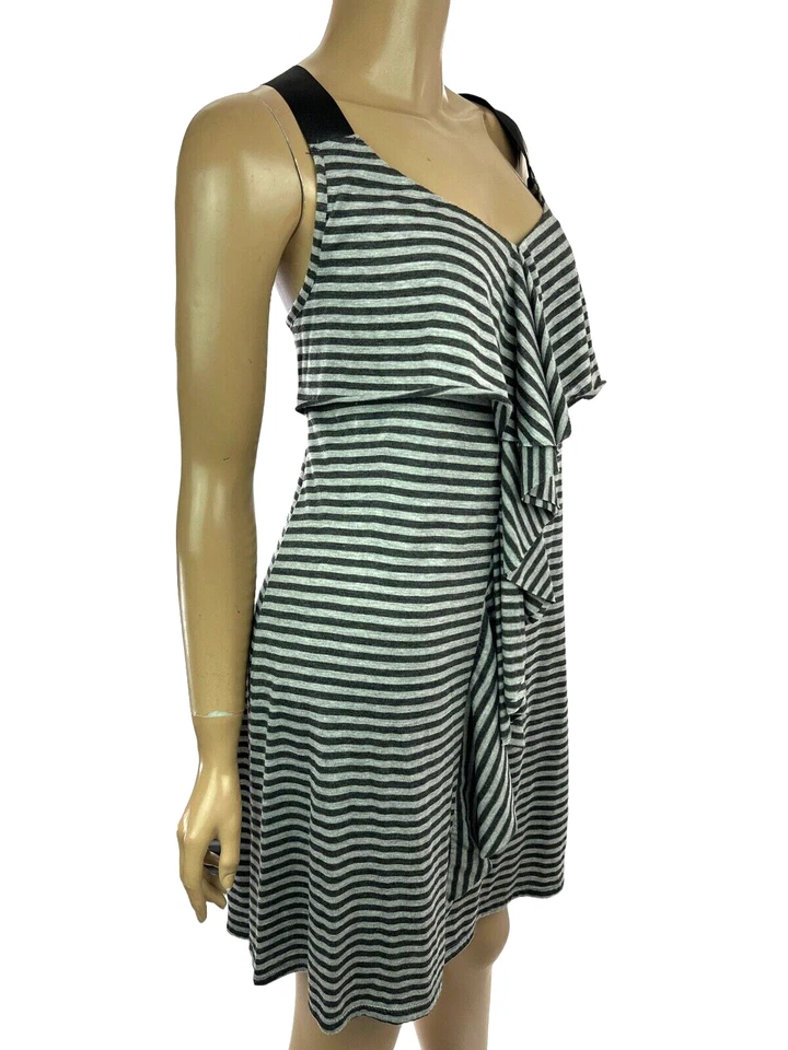 Vestido Tiana B. Sin Mangas Talla L Espalda Corredora Gris Rayas Volantes Delantero Foto 4 de 4