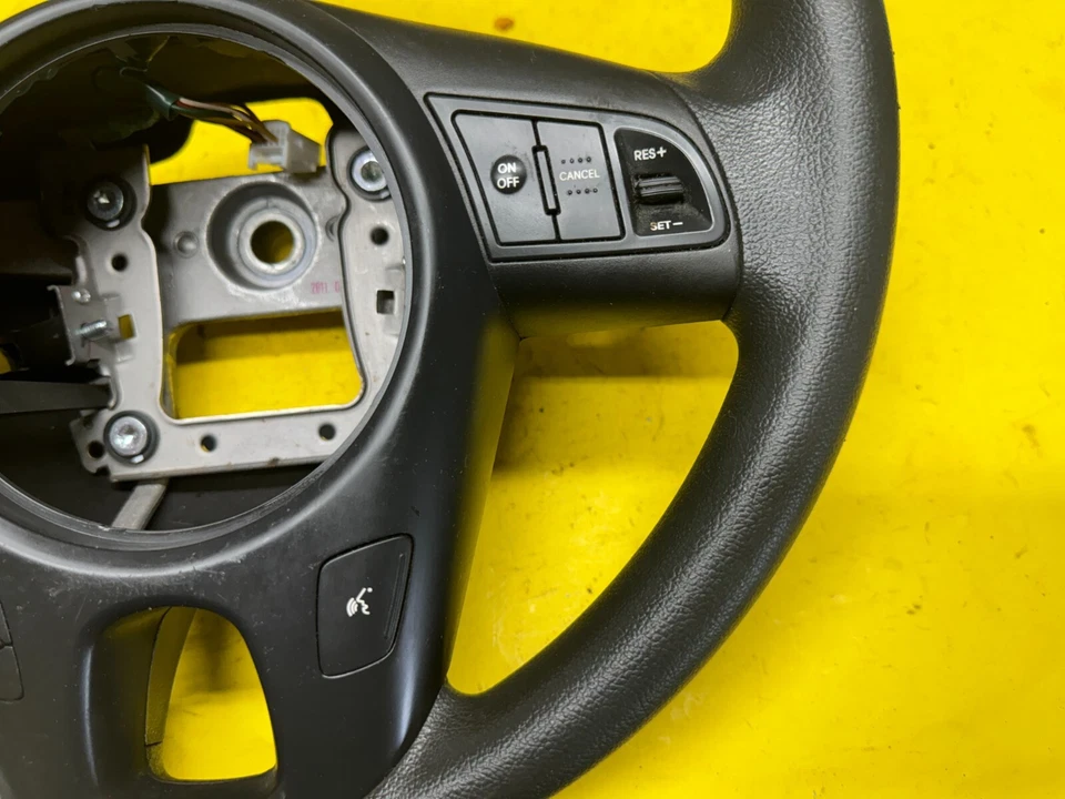 2011-2013 KIA FORTE DRIVER STEERING WHEEL W/CRUISE CONTROL SWITCH OEM I BLACK - Image 3 of 4