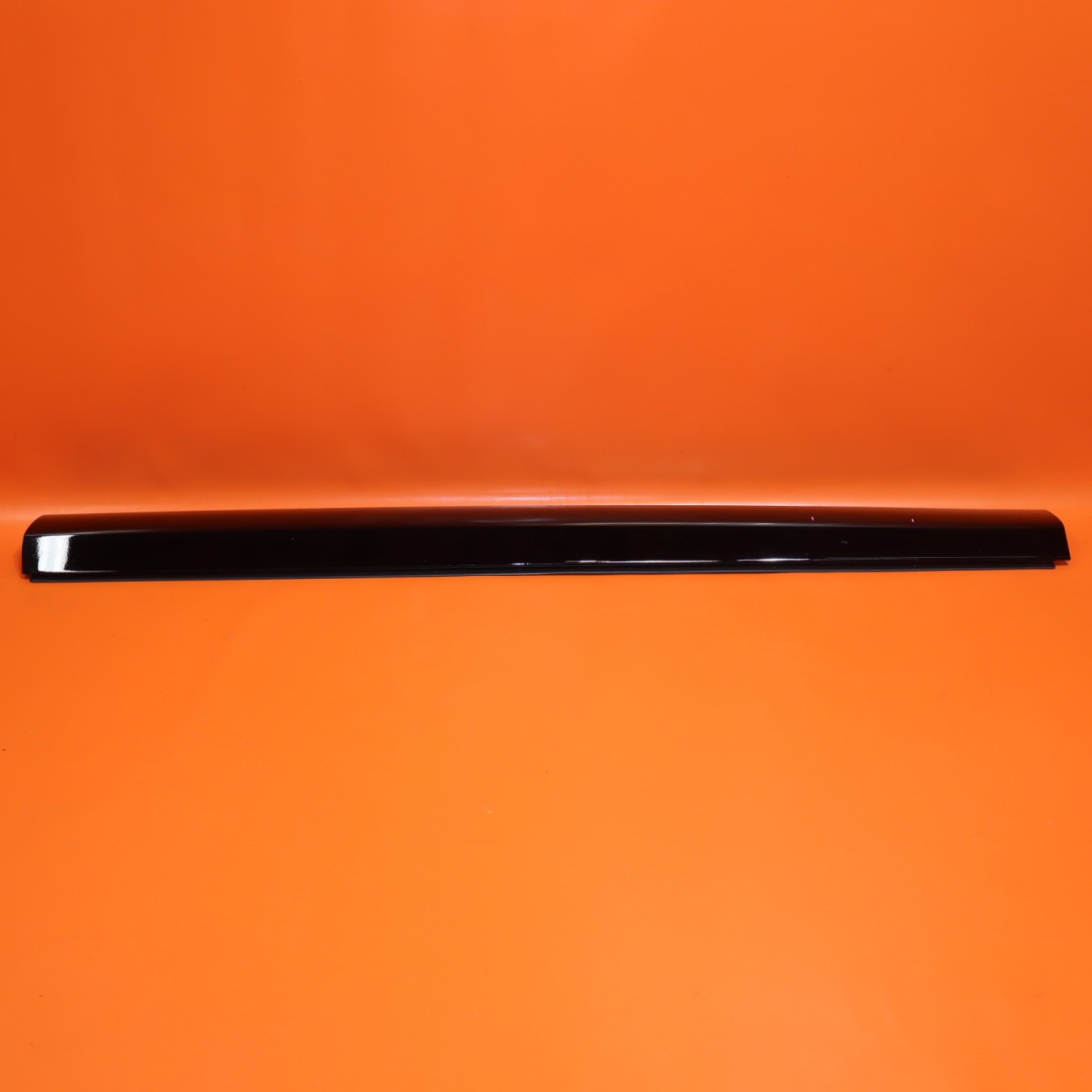 ROLLS ROYCE CULLINAN DOOR MOLDING RIGHT FRONT 2021 2022 2023 51137448586