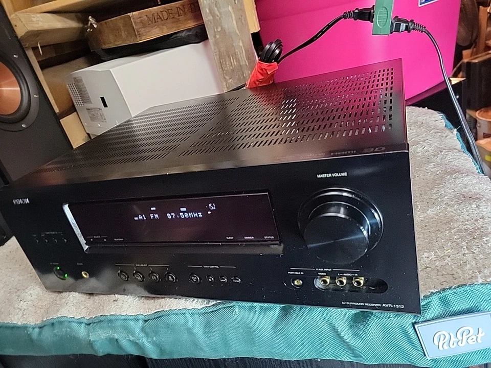 Denon AVR-1312 - 5.1 CH HDMI Home Theater Surround Sound Receiver +Remote Bundle - Image 3 of 4