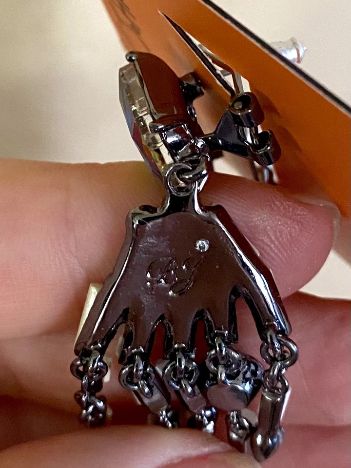 BETSEY JOHNSON СКЕЛЕТ ВРУЧНУЮ СЕРЬГИ БОГАТЫЙ ВЕДЬМА ПОДВЕСКОЙ КРИСТАЛЛ ХЭЛЛОУИН НОВЫЙ - Изображение 2 из 4