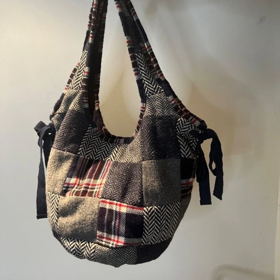 American Eagle Outfitters Bolso de Hombro Preloved Foto 3 de 4