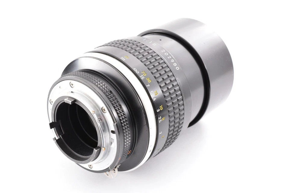 Nikon Ai-s AIS Nikkor 105mm f1.8 MF Portrait Lens From JAPAN Excellent+5 #2980 - Image 2 of 4