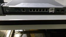 Juniper Networks SRX300 Rev: A Network Switch