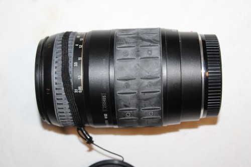 Quantaray 70-300mm 1:4-5.6 LD AF Tele-Macro (1:2) Camera Lens - Picture 8 of 16