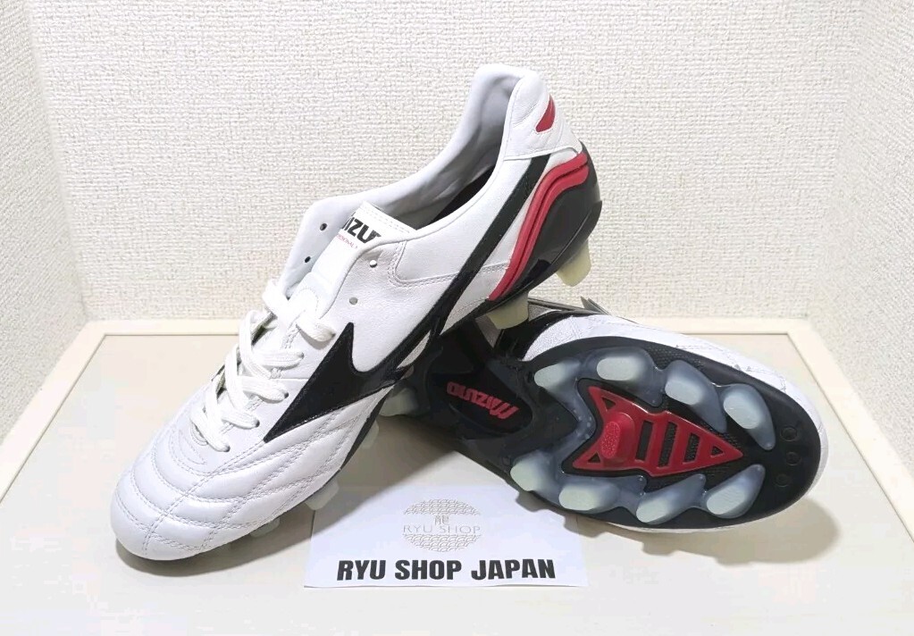 Super Rare Mizuno MORELIA WAVE White / Black 12KP901 09 Super Rare Mizuno MORELIA WAVE White / Black 12KP901 09