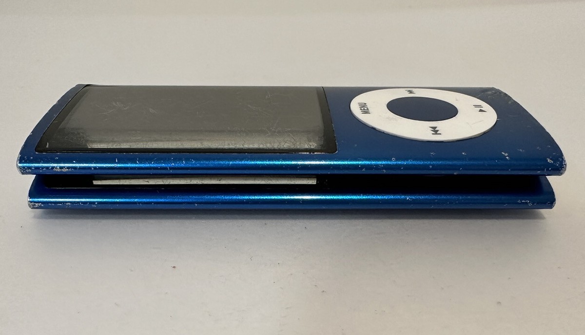 【概ね美品・状態良好】iPod nano第5世代　ブルー Pre-Owned Apple iPod Nano 5th Genertion 16GB Blue in Plain