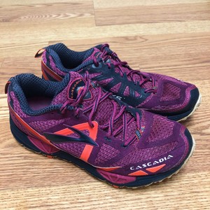 brooks cascadia 8 purple