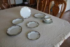 Thomas Bavaria Rosenthal Continental Pastel Floral 15 Piece Grouping of China