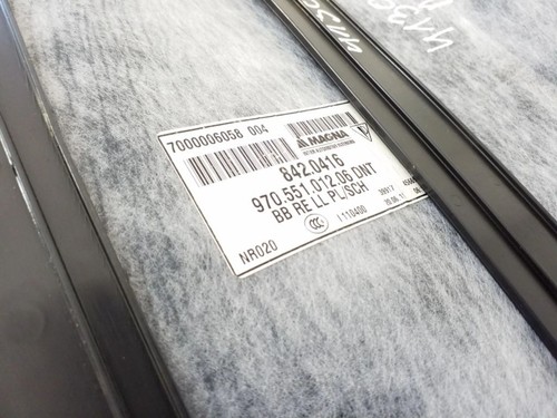 Tappeto abitacolo destro Porsche Panamera (970) 2012 97055101206 404 kW EZE54290 - Foto 4 di 4