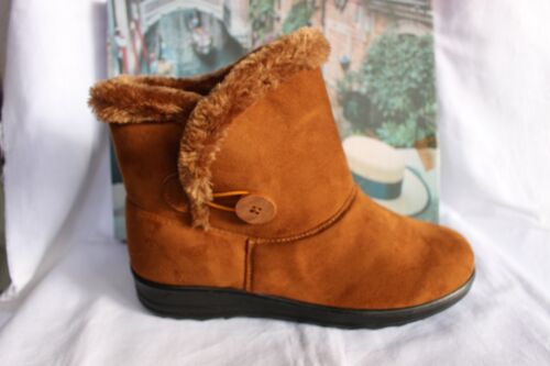 SHOES/FOOTWEAR -Bellissimo Temora slipper boot sand size 6US - Zdjęcie 1 z 7