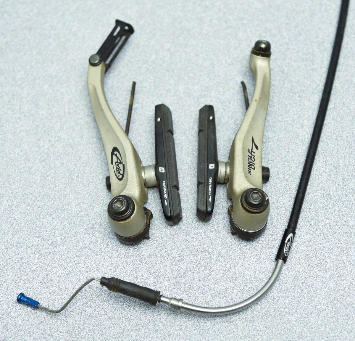 AVID SINGLE DIGIT 7 Linear Pull V-Brake, SD7 