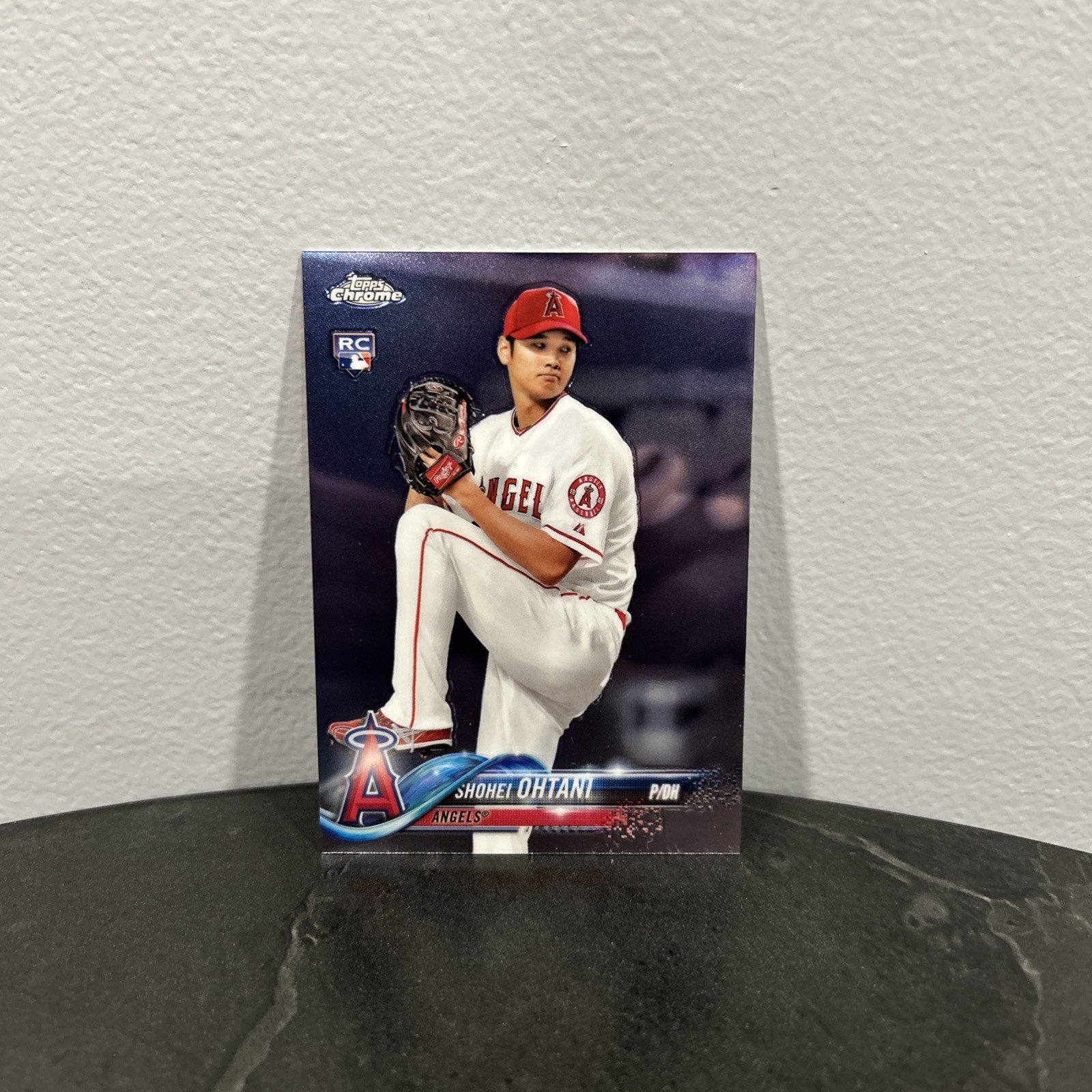 2018 Topps Chrome - Shohei Ohtani #150 White Jersey (RC) Everything Super Clean!