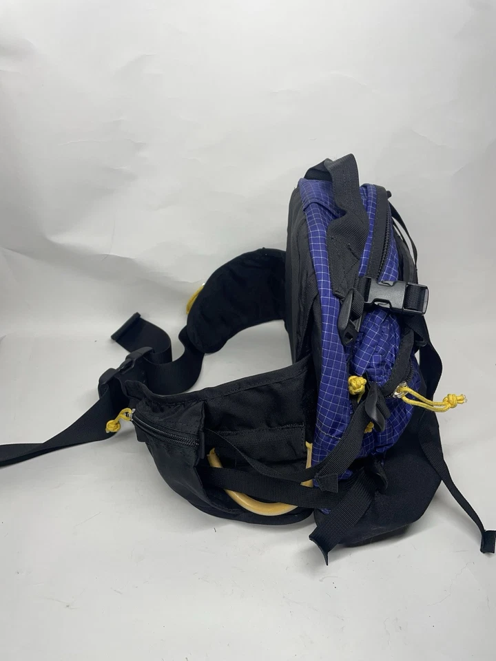 Paquete de cintura Kelty Flatiron 750 para senderismo y viajes al aire libre Foto 2 de 4