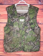 Vintage Mossy Oak Turkey Hunting Vest Size L Full Foliage Camoflauge Made In USA