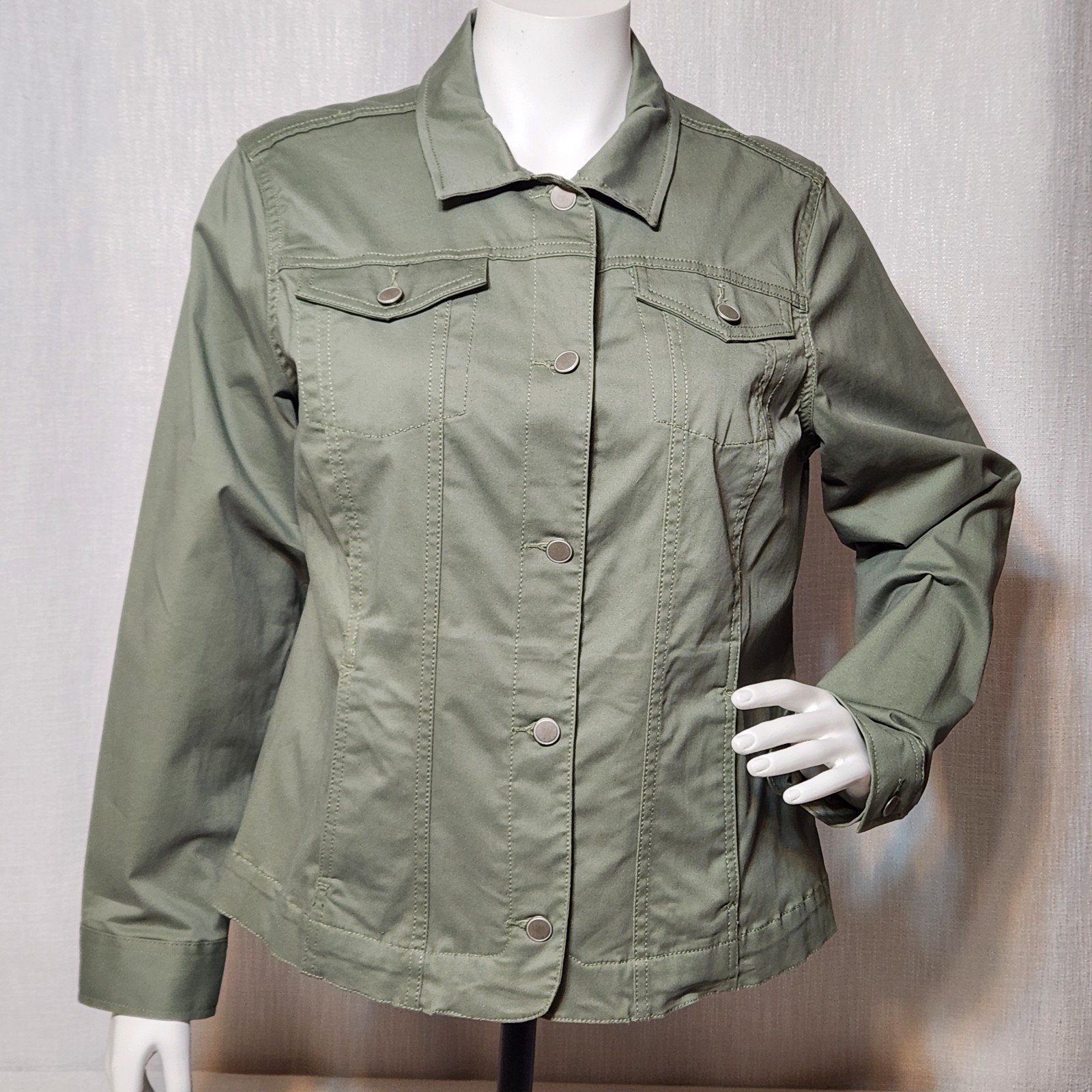 Croft And Barrow Button Down Jacket Green - image 1