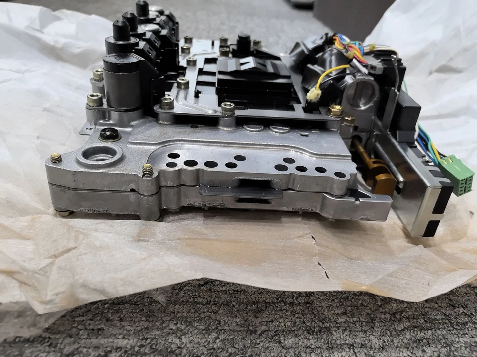 RE5R05A Transmission Valve Body Solenoid TCM For Nissan Xterra /Titan 0260550002 Foto 2 de 4