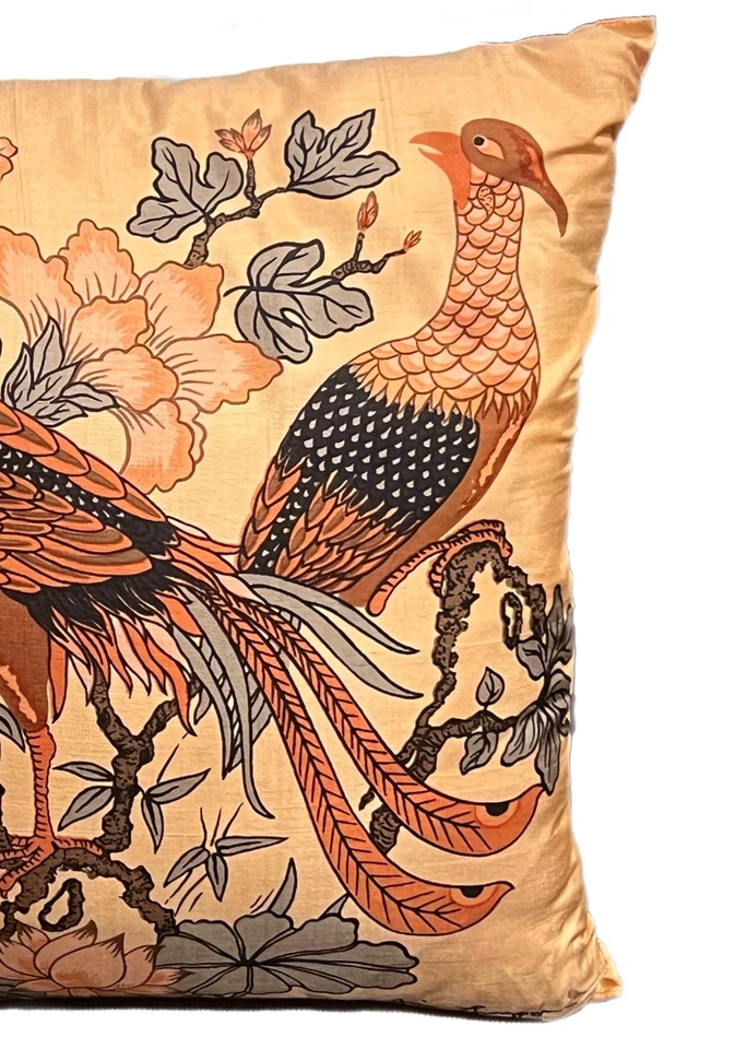 Vtg Signed Jim Thompson 100% Thai Silk 15” Pillow Case WITH INSERT Peacocks Gold - Image 4 of 4