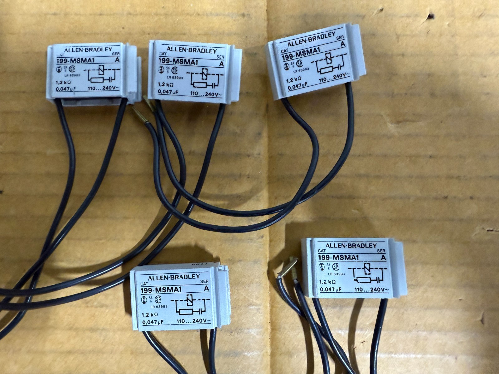 Allen Bradley 199-MSMA1 Ser A Surge Suppressor Lot of 5 (ITEM#446)