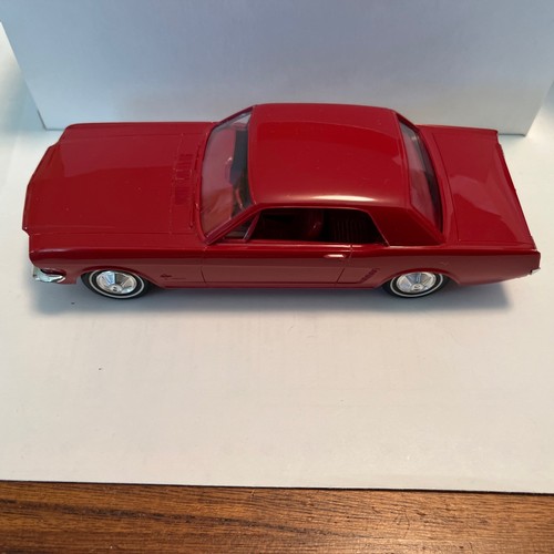 1965 Mustang Plastic Promo Model By AMT 1/25 Scale Red - Picture 3 of 12