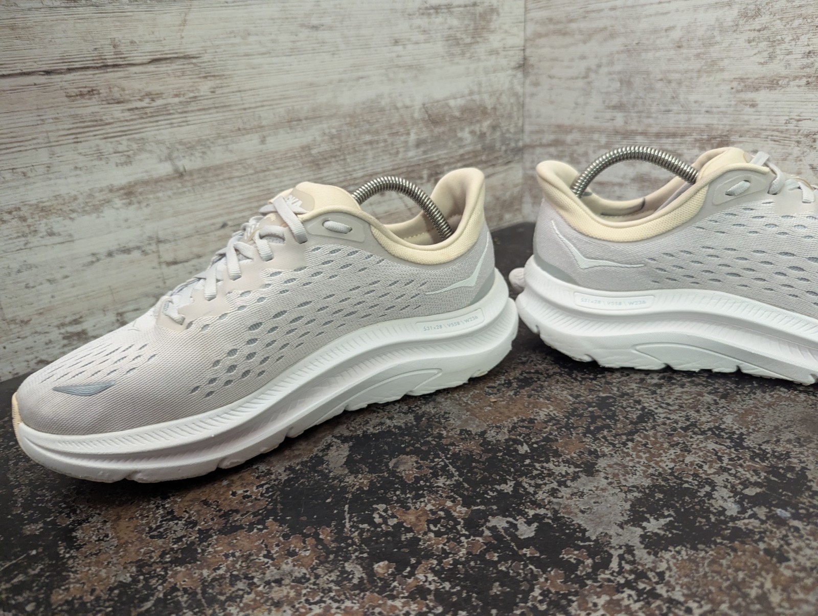 Womens Hoka One One Kawana Running Shoes Sz 9 Used Sneakers Trainers thumbnail 9