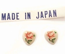 12 Vintage Glass Pink Rose 7.5mm. Pearlized Heart Cameo Cabochons 465