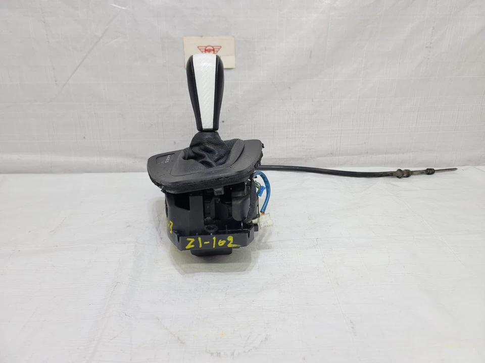 2007-2013 BMW 335i Automatic Transmission Gear Shifter Selector Lever OEM - Image 2 of 4