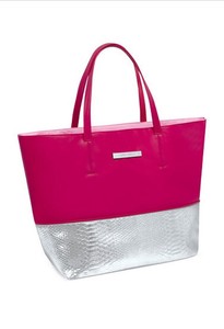 vince camuto beach bag