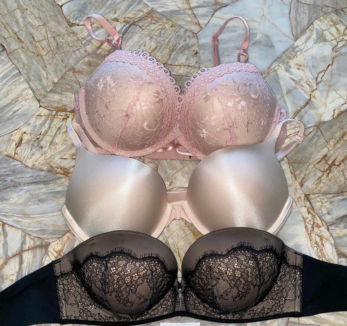 VICTORIA SECRET PINK LOT OF 2 BRAS 32C 