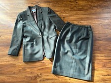 Vintage Pendleton 100 Wool Green Skirt Suit Women Size 8p Blazer Jacket USA/Mex