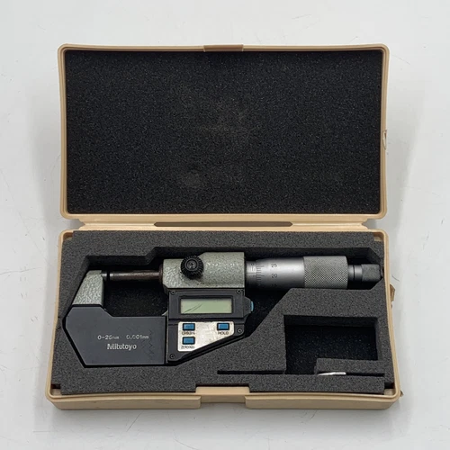 Mitutoyo 293-521-30 0-25mm 0.001mm Outside Digimatic Micrometer Used