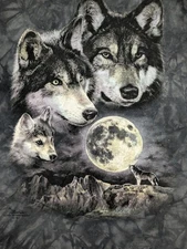 The Mountain Men's T-shirt Gray Wolf Family Pack Leather Tag 2XL #1777 NWOT