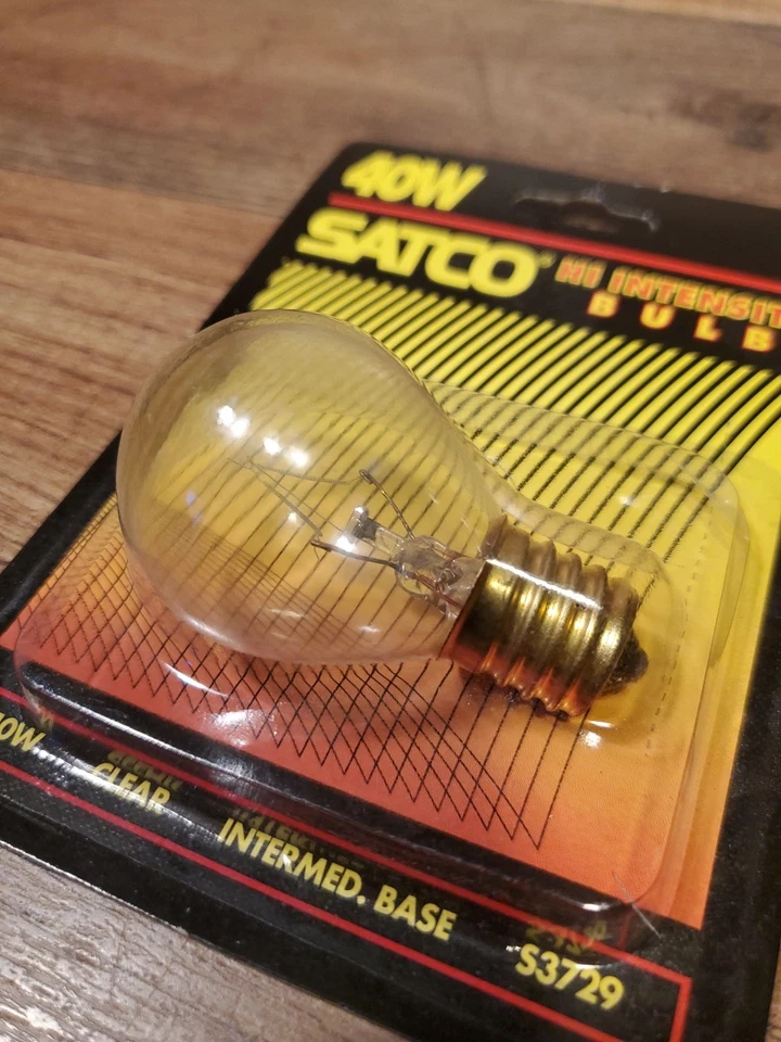 VINTAGE Satco S3729 40W [ CODE S11 ] HI INTENSITY BULB Clear - Image 2 of 3
