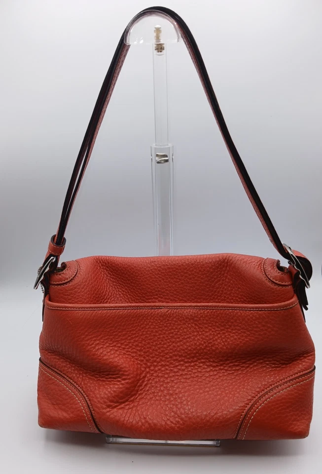 Cartera bandolera Coach vintage de cuero con solapa Hampton. Color naranja rojizo. Foto 4 de 4