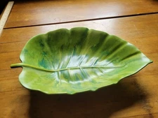 Opalhouse Melamine Leaf Shaped Serving Bowl Deep Dish 15" Unbreakable Green 